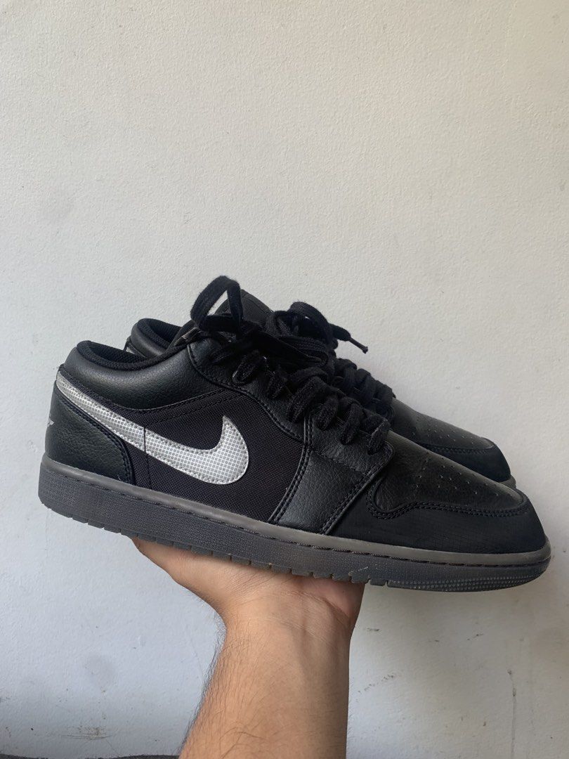 Jordan 1 Low Dark Smoke Gum (Category: Sneakers) located in Davao. Submitted by darichqt (Listing ID 1440214756, Image 1). Description: J1 Low Dark Smoke Low US 10.5.