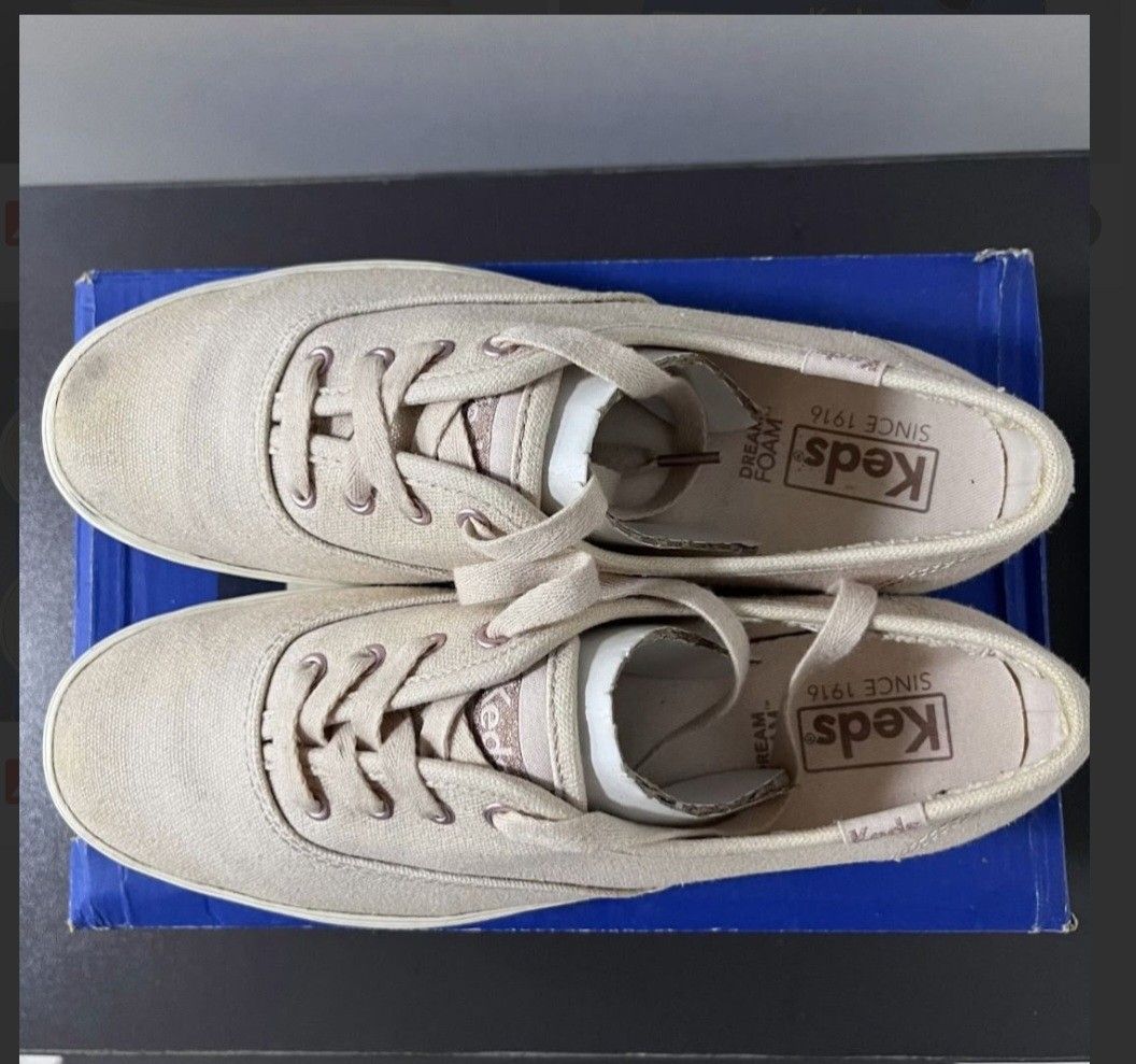 Keds Triple CVO MET Sneakers (Category: Sneakers) located in Antipolo. Submitted by hipishop (Listing ID 1440243634, Image 2). Description: - Keds Triple CVO MET sneakers - rose pink color - Chunky sole for added height - Lace-up closure Pre loved ..... - Includes original Keds box - Perfect for a touch of sparkle and elevation color may vary due to lighting .