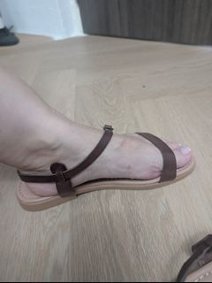 (Category: ) located in . Submitted by pipieee (Listing ID 1440306900, Image 1). Description: .