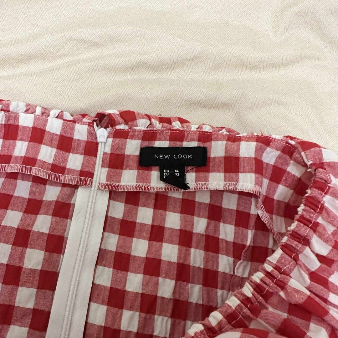 Large New Look Romper Plaid Red Christmas (Category: Rompers) located in Cauayan City . Submitted by declutterphi1 (Listing ID 1440299216, Image 2). Description: 🌷 lightly used; no issues 🌷 RFS: decluttering 🌷 MOP: GCash/Paymaya/BPI 🌷 MOD: J&T 📌 Settle your payment first. 📌 Shipping fee will be shouldered by the buyer. (70 if luzon, 95 if visayas/mindanao) 📌 Strictly no return, no exchange.