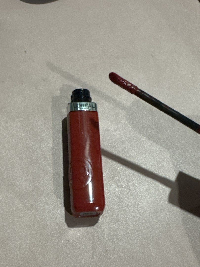 Le Rouge Paris Loreal Matte Lipstick (Category: Makeup) located in Tarlac. Submitted by jkapprl (Listing ID 1440364542, Image 3). Description: - brand new, only used once for swatching - Shade: 420 Le Rouge Paris - gcash - j&t.