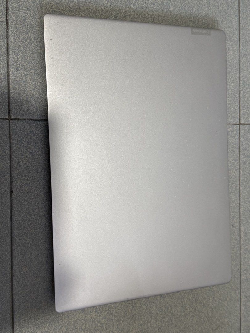 Lenovo Ideapad 330S-141KB465384531140300804