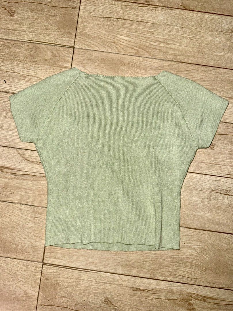 light green square neck ribbed knitted crop top (Category: Shirts) located in Bacoor. Submitted by siannealcazar (Listing ID 1440214542, Image 3). Description: size: xs/s - light muted green ribbed knit crop top - square neckline - short sleeves - comfortable and stretchy fit 🔖 style / helping tags: rock, grunge, grungecore, kendal, acubi, disneycore, teens, party, modern, retro, casual, cottagecore, vintage y2k, early 2000s, mcbling style, tras