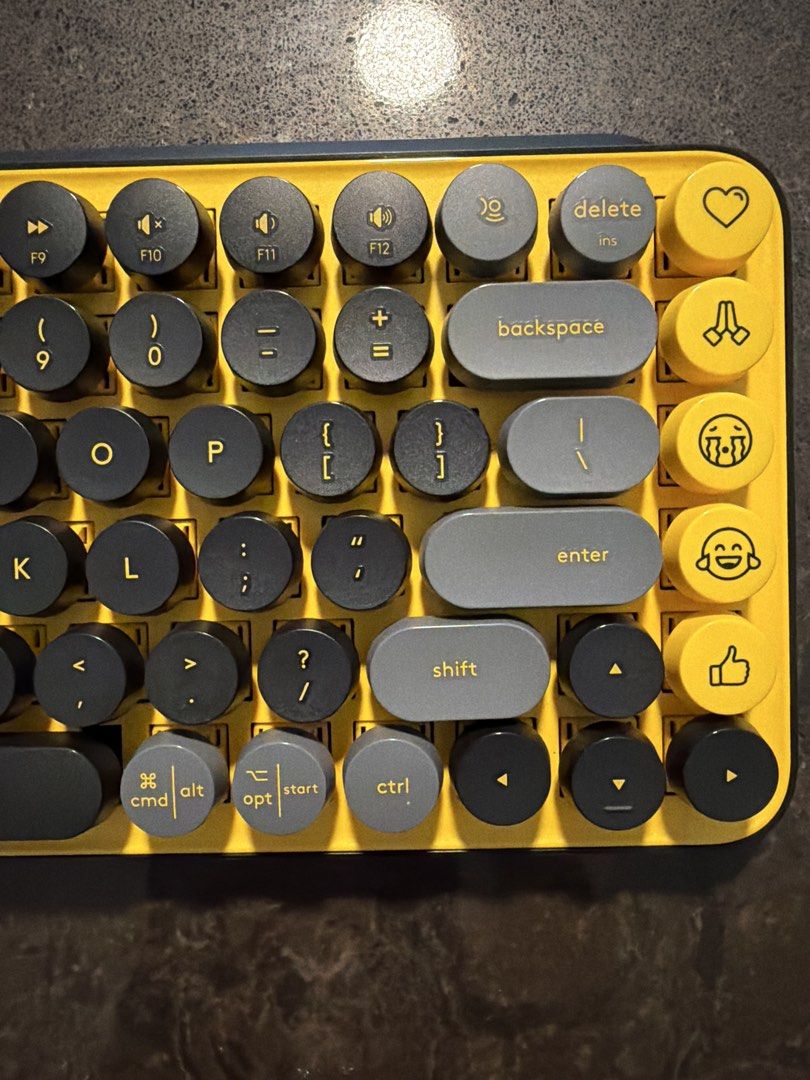 Logitech K380 Wireless Keyboard - Yellow465616739532820482