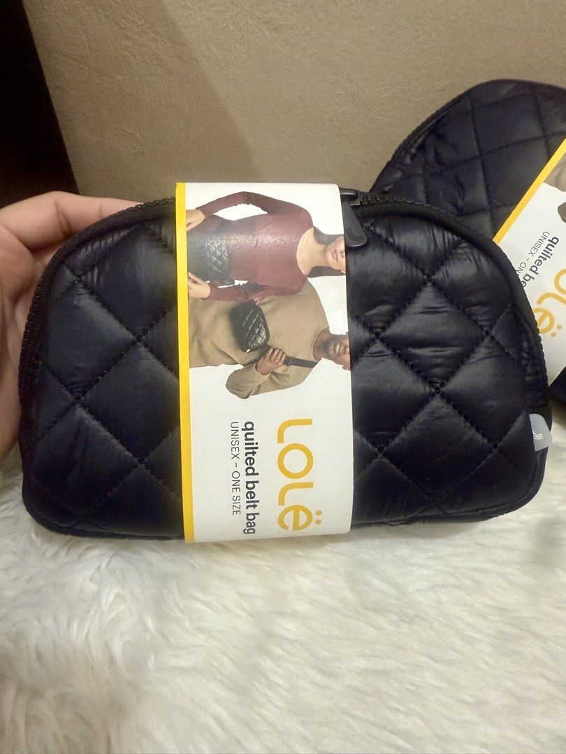 Lole Black Quilted Belt Bag (Category: Luxury Bags & Wallets) located in Las Pinas. Submitted by anasonlineshophtplaspinas (Listing ID 1440343696, Image 2). Description: Lole Black Quilted Belt Bag Adjustable strap 2 Compartments Main compartment with two-way YKK® YKK® Zipper-Secured Back Pocket Quilted Front Panel 3 mesh storage compartments Key clip Made in Cambodia Content: Outer fabric: 100% recycled nylon Lining: 100% recycled polyester Sizi