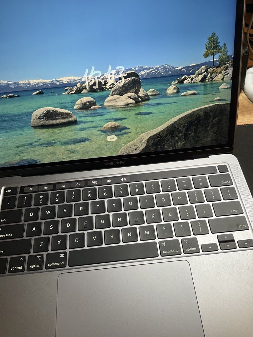 MacBook Pro465730367736391683