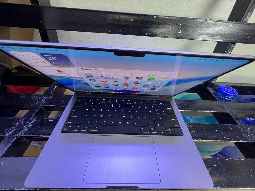 MacBook Pro 14-inch M3 (Category: Laptops & Notebooks) located in Mandaluyong City. Submitted by tidehunter40519 (Listing ID 1440292210, Image 2). Description: Brand Apple - MacBook Pro 14-inch - M3 chip - 8GB unified memory - 1TB SSD storage - Silver space gray - Includes original charger - macOS Tahoe - Good working condition - Clear screen and fully functional keyboard.