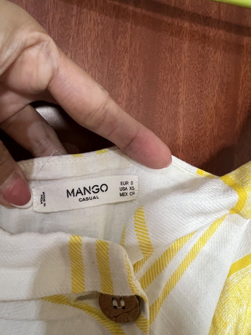 Mango (Category: Jumpsuits) located in Cebu City. Submitted by barbiejenz_cat (Listing ID 1440211409, Image 3). Description: Runs big. Can fit up to semi medium frame.