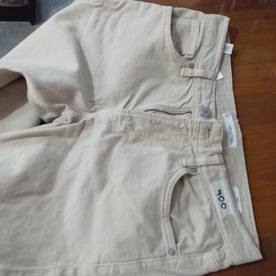 MANGO Man Beige Tapered Jeans (Size 31) (Category: Jeans) located in Manila. Submitted by jothuneatelier (Listing ID 1440274627, Image 1). Description: Up for grabs is a staple pair of ecru/beige jeans from Mango's "Ben" line. g Please note these are well-used and pre-loved, so expect normal fading and signs of wear from frequent use. However, the structure is still great, the zipper glides smoothly, and they are incredibly comfortable. Specs: Si