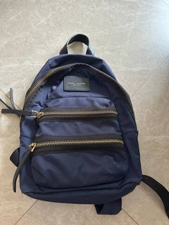 (Category: ) located in . Submitted by espirited (Listing ID 1440286703, Image 1). Description: .