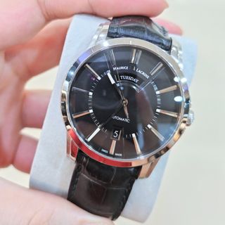 (Category: ) located in . Submitted by anotherwatchstore (Listing ID 1440280325, Image 1). Description: .