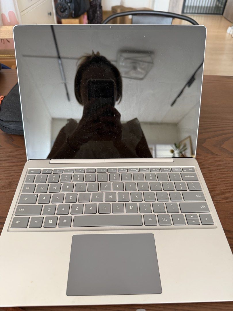 Microsoft Surface Laptop Go 2 - Platinum465398556483266560