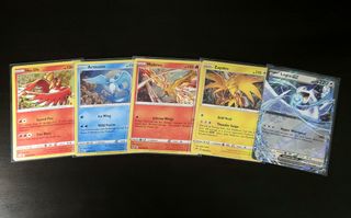 Pokemon Base set, Fossil set Holo. Legendary birds. ARTICUNO AND