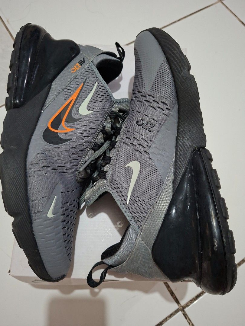 Nike Air Max 270 Smoke Grey (Category: Sneakers) located in Caloocan City. Submitted by mamayche (Listing ID 1440266491, Image 1). Description: used only a few time good as new see photos for more details negotiable pick-up via lalamove/grab/others.