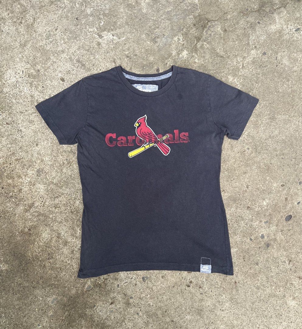 Nike cardinals shirts (Category: Shirts) located in Dapitan. Submitted by gelbread (Listing ID 1440266655, Image 1). Description: .