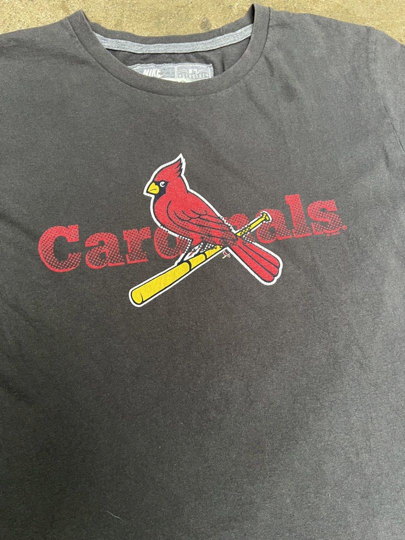 Nike cardinals shirts (Category: Shirts) located in Dapitan. Submitted by gelbread (Listing ID 1440266655, Image 3). Description: .