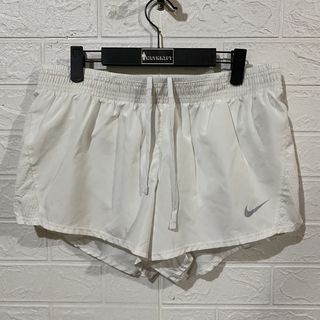 (Category: ) located in . Submitted by we_thrift (Listing ID 1440204601, Image 1). Description: .