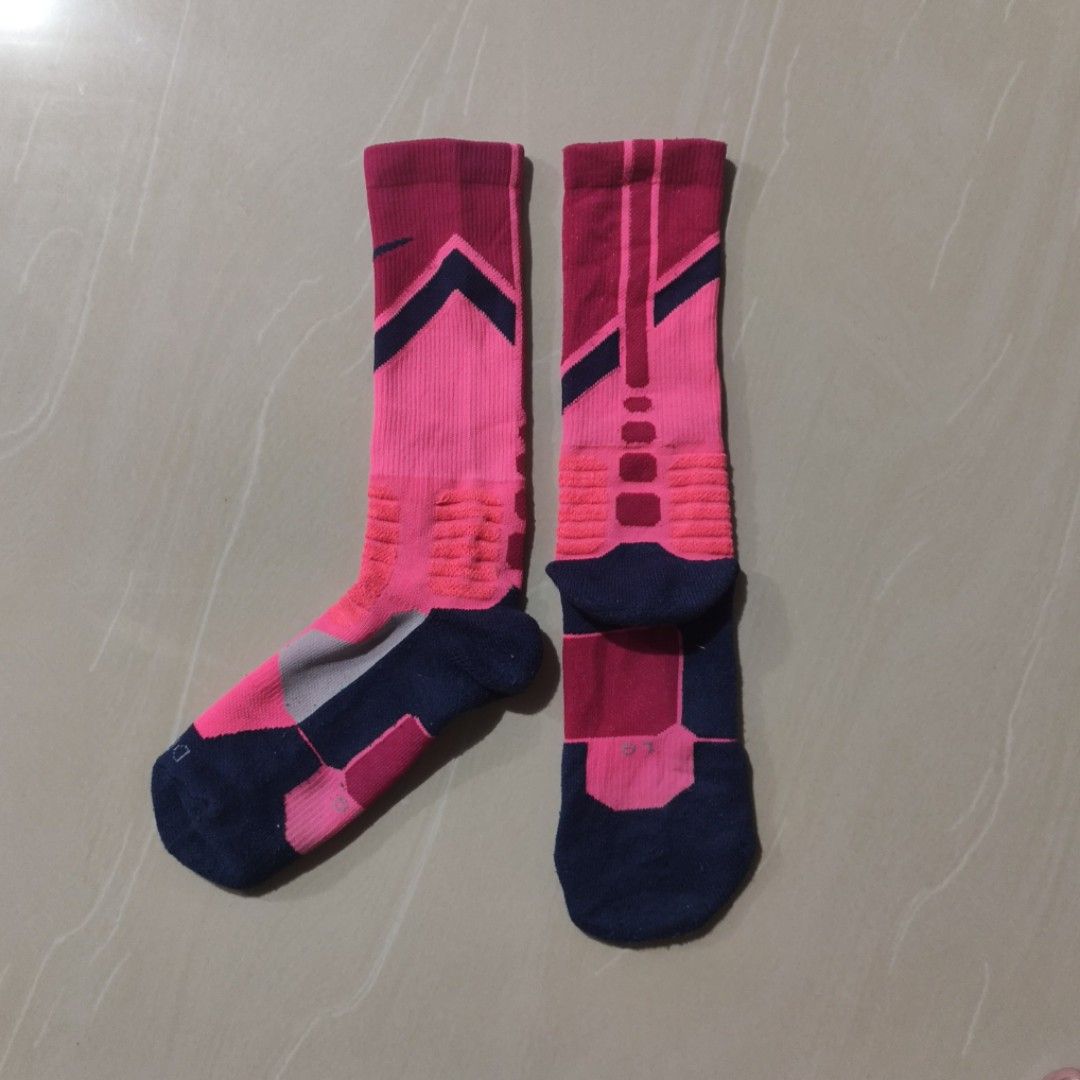 NIKE HYPER ELITE SOCKS (Category: Socks) located in Binangonan. Submitted by variousvintageph (Listing ID 1440348301, Image 1). Description: used but like new condition no flaws no stains no pin holes no issue 600 pesos only.