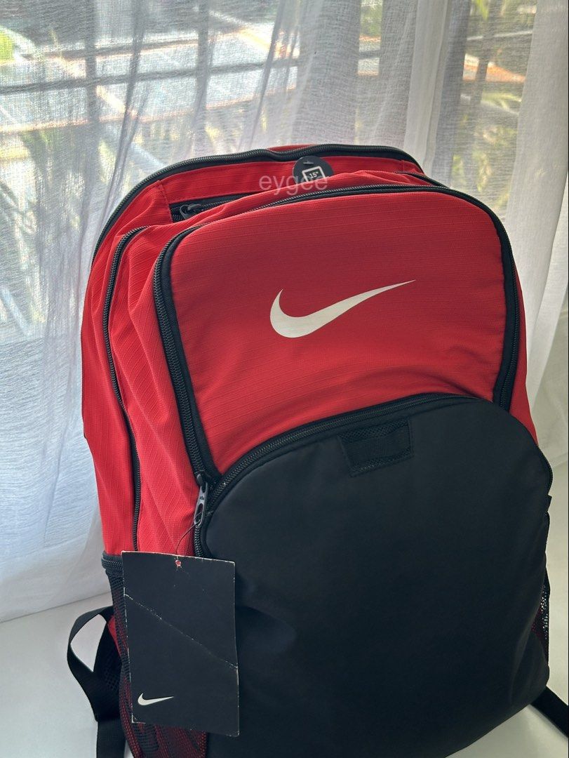 Nike Red Black Backpack Bag 15" Laptop Sleeve (Category: Backpacks) located in Manila. Submitted by heyalexa (Listing ID 1440251069, Image 2). Description: - Stylish red and black Nike backpack - Padded sleeve fits up to a 15-inch laptop.