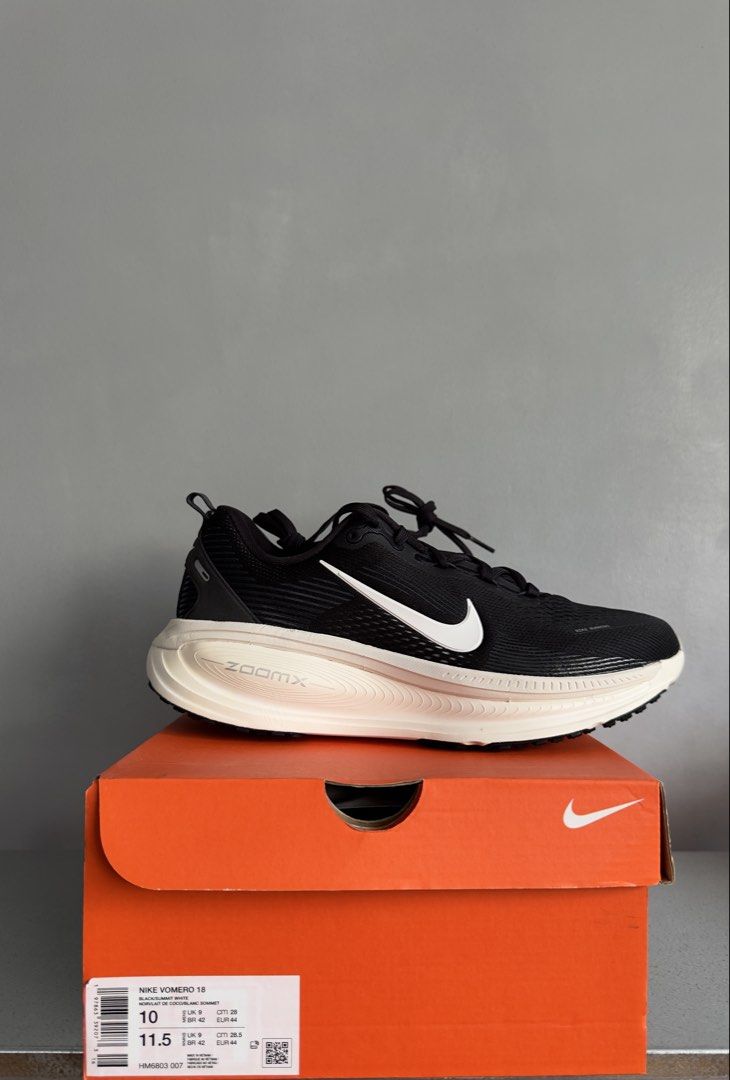 Nike Vomero 18 - Black/Summit White (Size 10) (Category: Sneakers) located in Makati City. Submitted by clutterbugger (Listing ID 1440258734, Image 2). Description: For Sale: Nike Vomero 18 - Black/Summit White ₱7,000 (slightly negotiable) Size US 10M Brand new, fitted once only RFS: wrong size 📍 Makati.