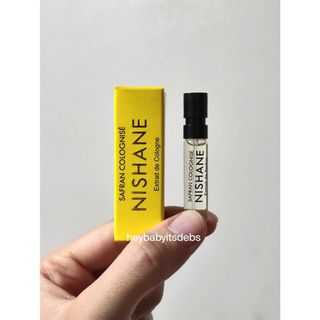 （分類：）位於 。 由 heybabyitsdebsperfume 提交（商品編號 1440358915，圖片 1）。簡介： 。