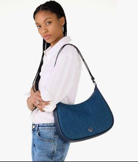 (Category: ) located in . Submitted by ashongsstore (Listing ID 1440299550, Image 1). Description: .