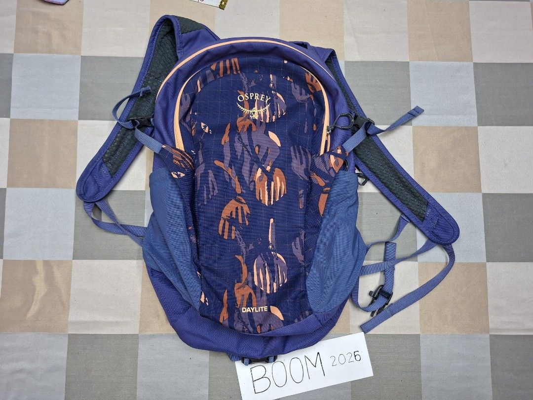 Osprey Daylite13 Liter Backpack (Category: Backpacks) located in Dagupan City. Submitted by bo0ms (Listing ID 1440291715, Image 2). Description: For sale Osprey Daylite13 Liter Backpack Slightly Used in Very Good Condition with minimal signs of use, minor scratches at the bottom, no usability issues, no holes no fading, no discoloration, Model Wild Blossom Print Alkaline, Authentic Osprey Lightweight, simple, durable and comfortable, the Daylite 