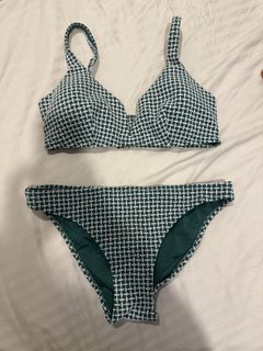 (Category: ) located in . Submitted by prelovedbydmp (Listing ID 1440315425, Image 1). Description: .