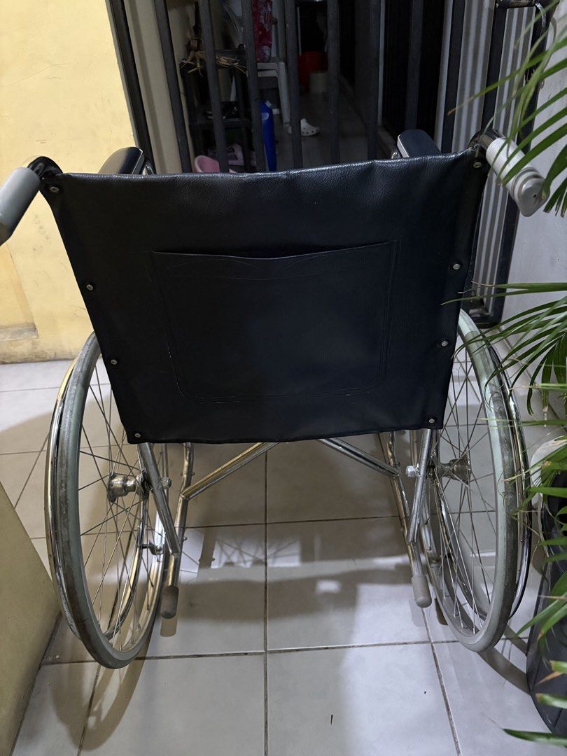 Pediatric Wheelchair (Category: Wheelchairs) located in Caloocan City. Submitted by monnetteb. (Listing ID 1440316994, Image 3). Description: Rush Sale!!! Used only once. No issue, in very good condition. RFS- upgrade Black vinyl seat and backrest. Chrome frame. Large rear wheels with hand rims. Smaller front caster wheels. Footrests are adjustable. Folds for storage. Good for mobility assistance..