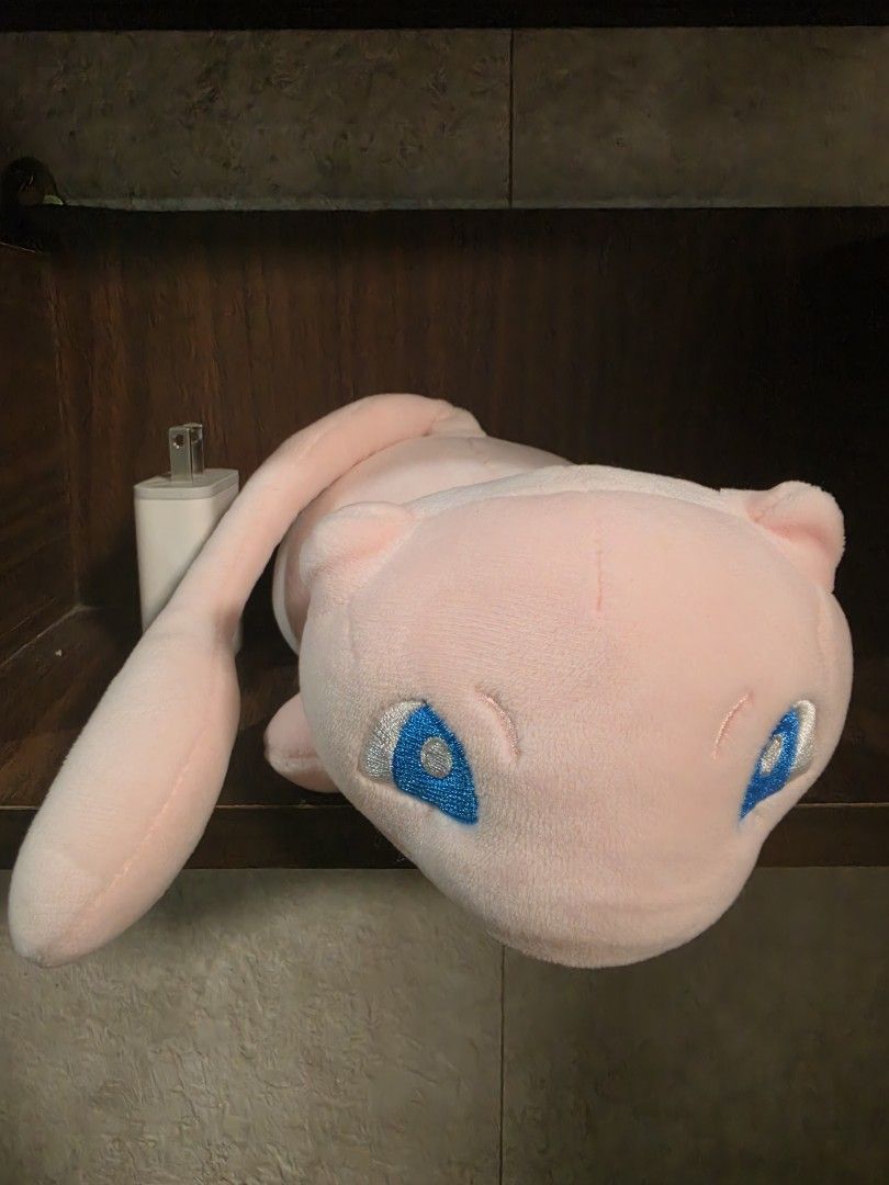 Pokemon Mew Wristrest Ensky Plush (Category: Plushies & Soft Toys) located in San Mateo. Submitted by miroscollection (Listing ID 1440373973, Image 1). Description: Pokemon Plush Toy/Stuffed Toy for Sale RFS: Let go from collection to make room for new plushies Marami po ako let go. Please check my profile. Location: San Mateo Rizal Meetup at SM San Mateo Delivery via Lalamove or J&T Feel free to inquire. Thank you. .