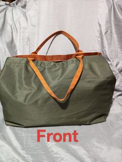 (Category: ) located in . Submitted by preloved_bags_by_lily (Listing ID 1440234327, Image 1). Description: .