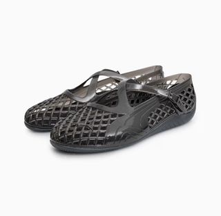 (Category: ) located in . Submitted by miqboutique (Listing ID 1440384048, Image 1). Description: .
