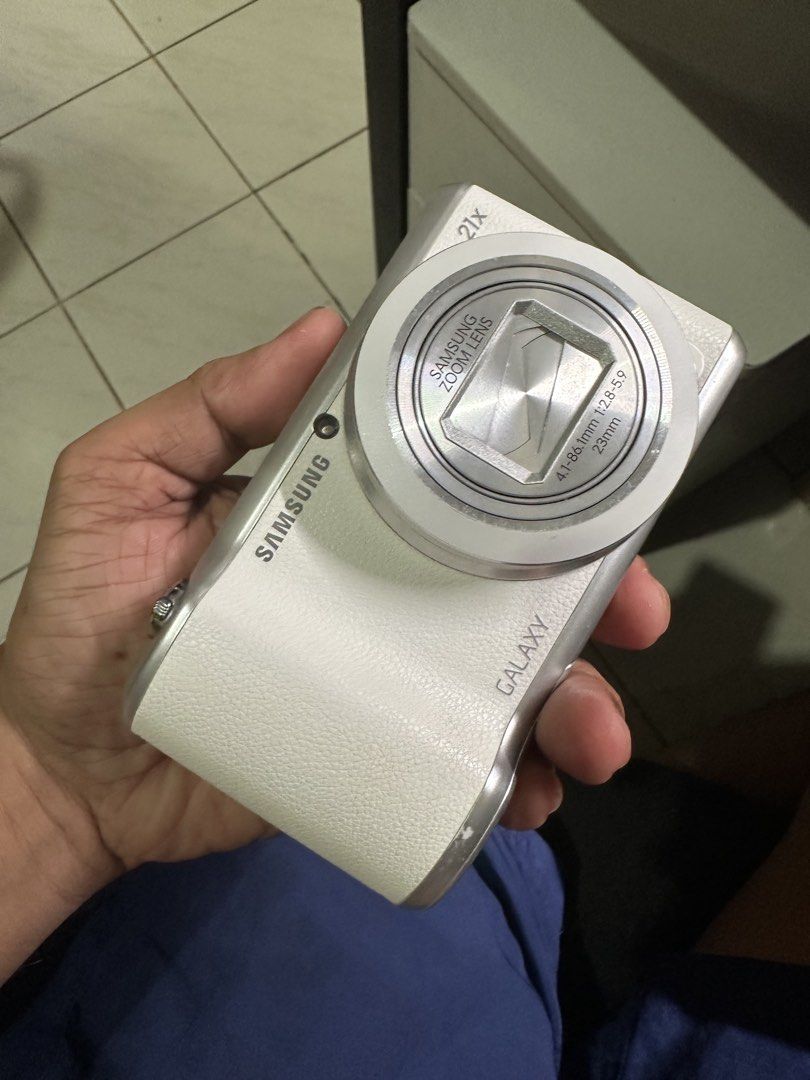 Rare Samsung Galaxy Camera 2 (EK GC200) (Category: Samsung) located in Baao. Submitted by revamped.co (Listing ID 1440322395, Image 1). Description: Rare Samsung Galaxy Cam 2(EK-GC200) Excellent Condition Issue: Flash Not Working .