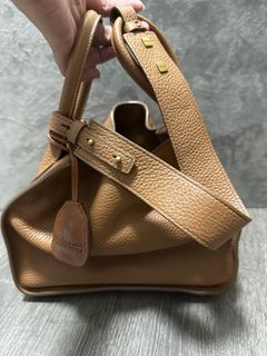 (Category: ) located in . Submitted by jo128 (Listing ID 1440333579, Image 1). Description: .