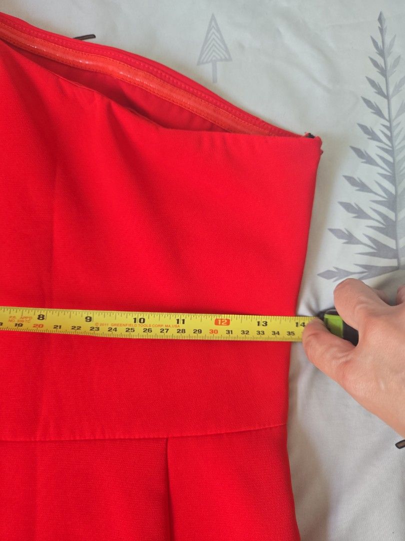 Celine one sided sleeve asymmetrical drss (Category: Dresses) located in Pasig City. Submitted by izzy0202 (Listing ID 1440212143, Image 2). Description: - Eye-catching bright red dress - Short sleeves for a comfortable fit - Convenient zipper closure at the back - Fabric has a nice stretch for a flattering silhouette - Approximate measurements: Bust 14 inches, Waist 15 inches - Ideal for parties, events, or a fun night out -cut tags -great fabri