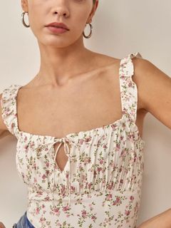 (Category: ) located in . Submitted by cherryblossomcloset (Listing ID 1440257993, Image 1). Description: .