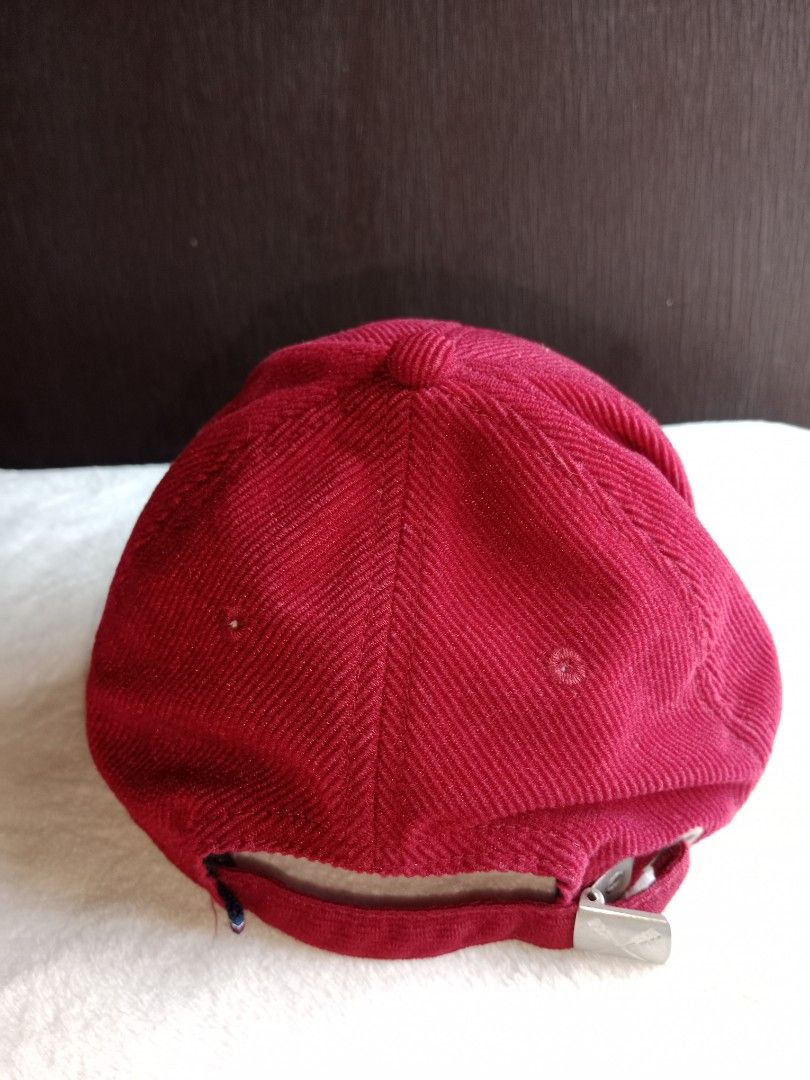 Regatta Established 1989 Red Corduroy Baseball Cap (Category: Caps & Hats) located in Manila. Submitted by angeloarce64172 (Listing ID 1440241611, Image 2). Description: Red corduroy cap from Regatta. Established 1989 logo embroidered on the front. Adjustable strap at the back. Corduroy texture. Great for casual wear..