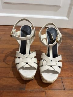 (Category: ) located in . Submitted by prelovedclothes18 (Listing ID 1440286888, Image 1). Description: .