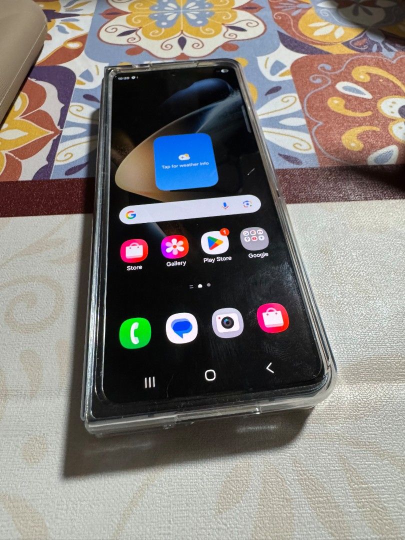 Samsung Galaxy Fold 4 256gb (Category: Samsung) located in Manila. Submitted by mikelpadi_24 (Listing ID 1440380602, Image 1). Description: Samsung Galaxy Fold 4 256gb ntc Issue: black spot sa front screen and scratches main screen di na nagagamit(ung big screen) good for backup phone maganda cam maganda sounds mabilis matagal malobat unit and case only swapping price: 5k bawal barat meetups: sta lucia mall, q plaza sqaure, ayala feliz and purego