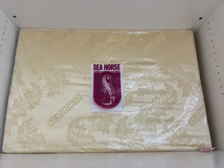 （分類：）位於 。 由 silentshark.4f9f10 提交（商品編號 1440210723，圖片 1）。簡介： 。