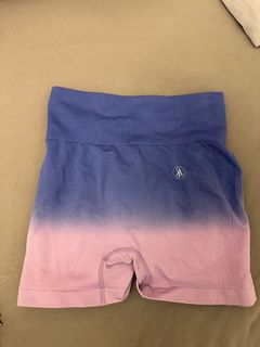 (Category: ) located in . Submitted by coachedbymei (Listing ID 1440281832, Image 1). Description: .