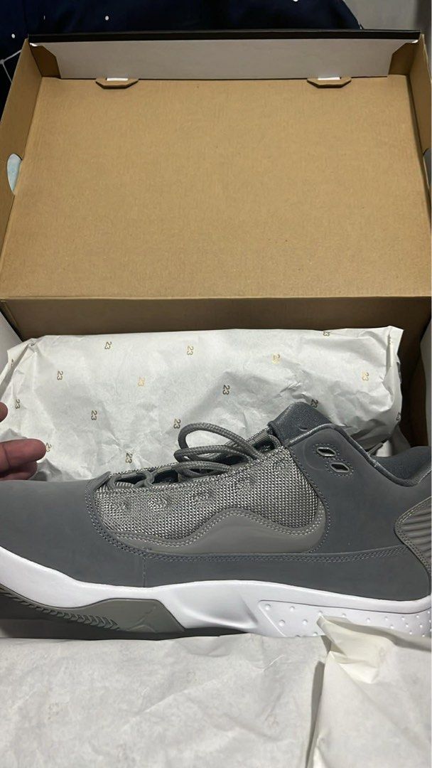 Selling as bundle Jordan Max Aura 2 | Nike precision 7 (Category: Sneakers) located in Santa Rosa. Submitted by janong06 (Listing ID 1440244325, Image 1). Description: FS as Bundle Jordan max aura 2 brand new sz 11 - 5000 Nike Precision 7 (used but good condition)- 1500 Rfs: declutter .