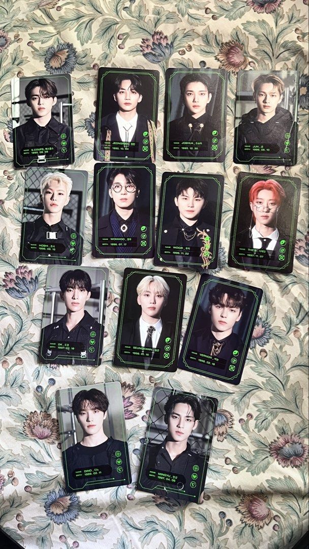 Seventeen Carat Membership Kit (Category: K-Wave Merchandise) located in Daraga. Submitted by iamhayleygrace (Listing ID 1439713391, Image 2). Description: Inclusions: 1 Photobook 1 Mug 2 sets photocard (13ea) 1 PC holder *ID Picture set not included Payment: gcash Shipment: j&t.