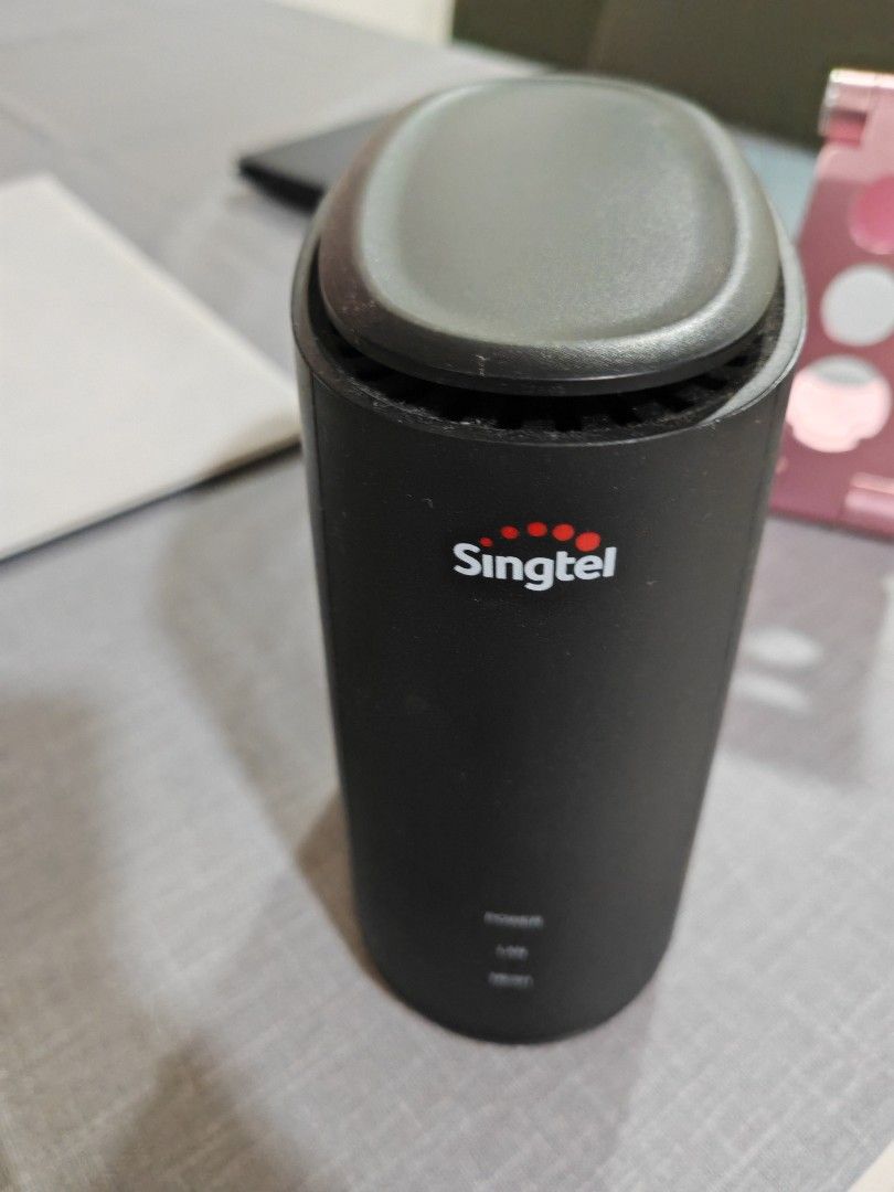 Singtel WiFi Router with Cybersecurity Label465857854623590401