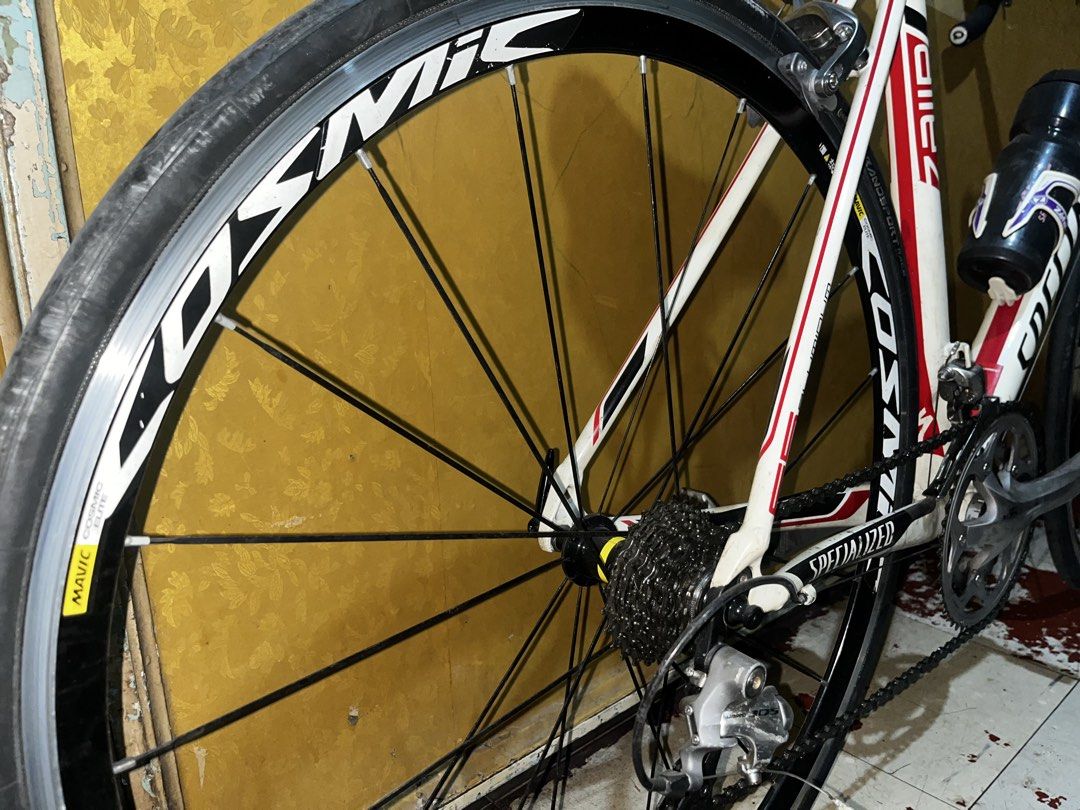 Specialized Allez Comp Road Bike (Category: Bicycles) located in Manila. Submitted by p4zumn (Listing ID 1440207382, Image 1). Description: For Sale!!! Specialized Allez Comp Frame sz 54 (Medium) Alluminum Frame;Carbon Fork exertnal cabling Shimano 105 5700 groupset Mavic Cosmic Wheelset (Rim Break) bladed spokes Zipp quick release Skewer Continental Grandsport race tires (front and back, like new) Specialized stem, dropbar and, saddle(white) iss
