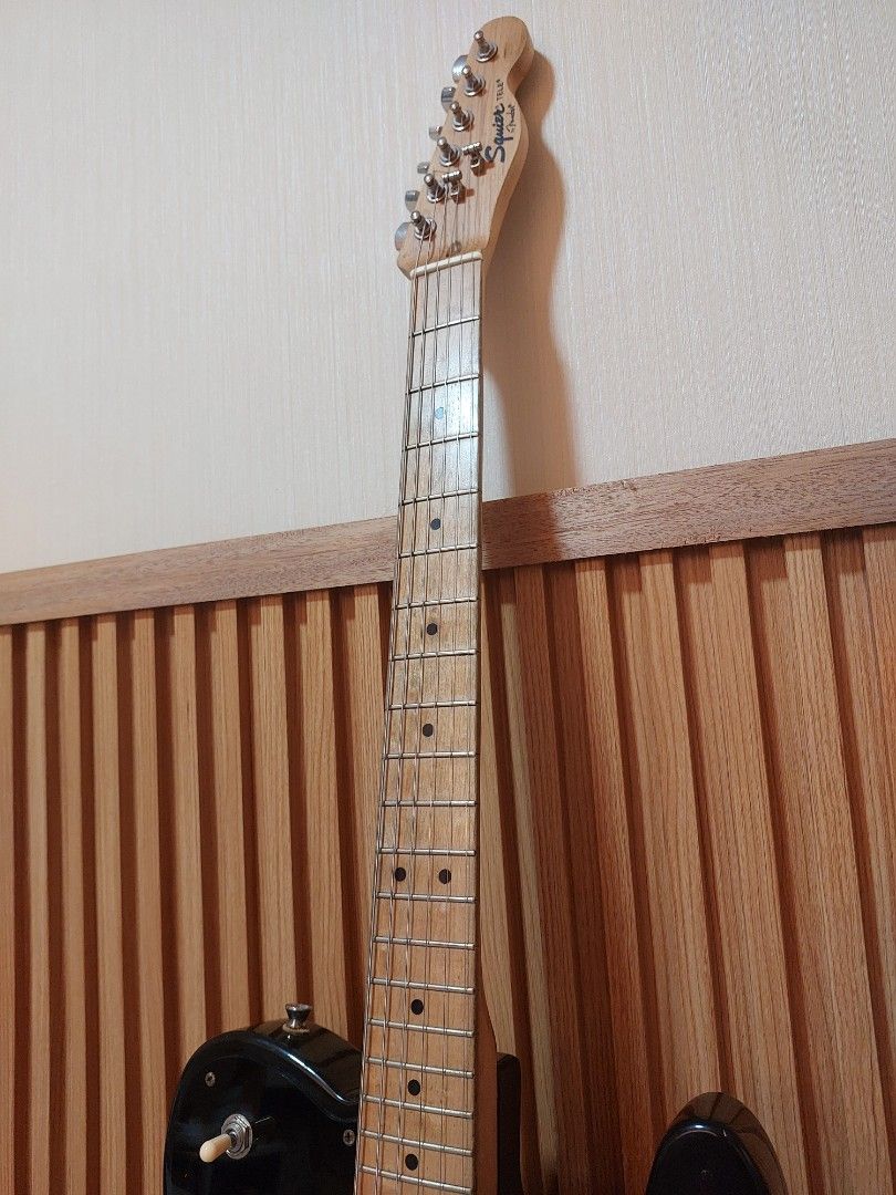 Squier Vintage Modified Telecaster Custom Sunburst (Category: Musical Instruments) located in Cainta. Submitted by 04leafcl32889 (Listing ID 1440382698, Image 3). Description: 2010 model negotiable i was able to use her on a gig in 2025 :)) - Bridge pickup: Kinman HX - Neck pickup: P90 - Tuners: Gotoh Japan tuners - Gig bag included rfs: di na nagagamit.