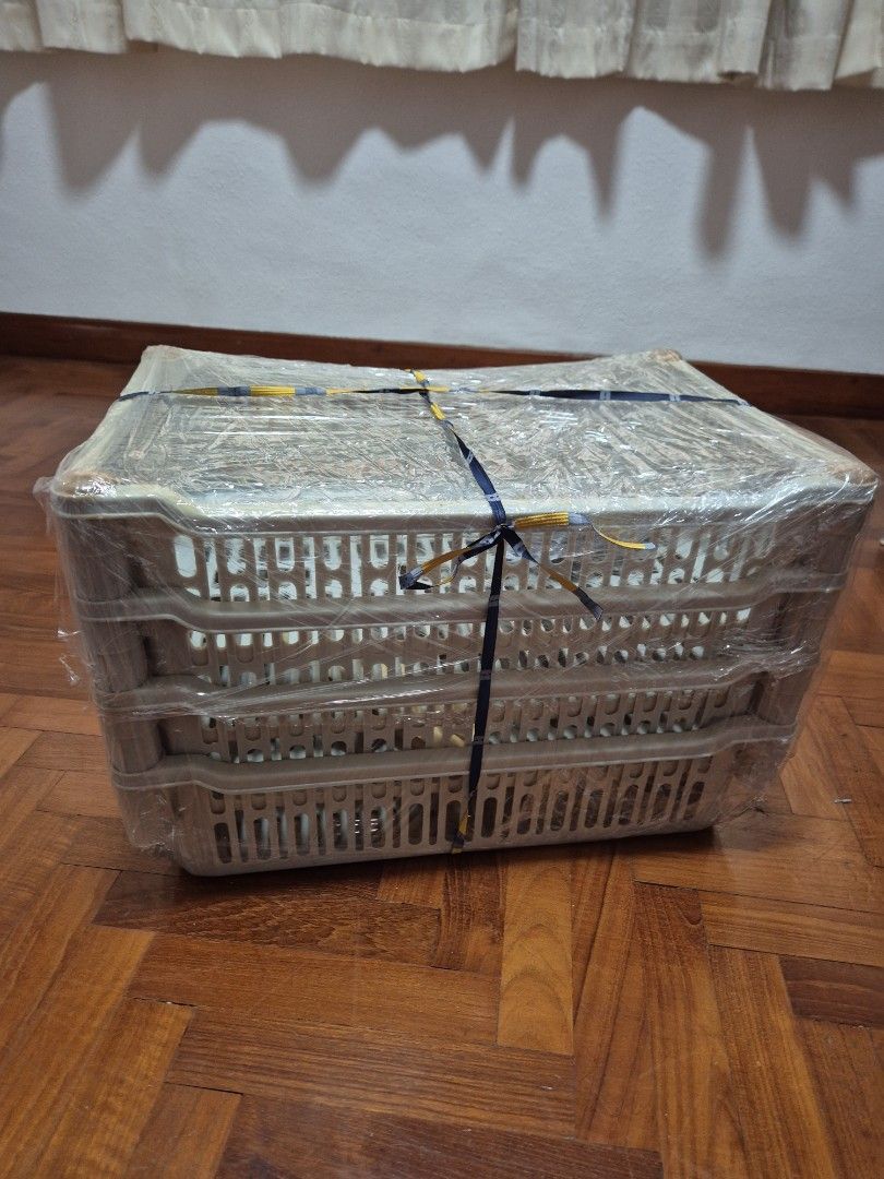 Stackable Plastic Storage Crates465800821746575360