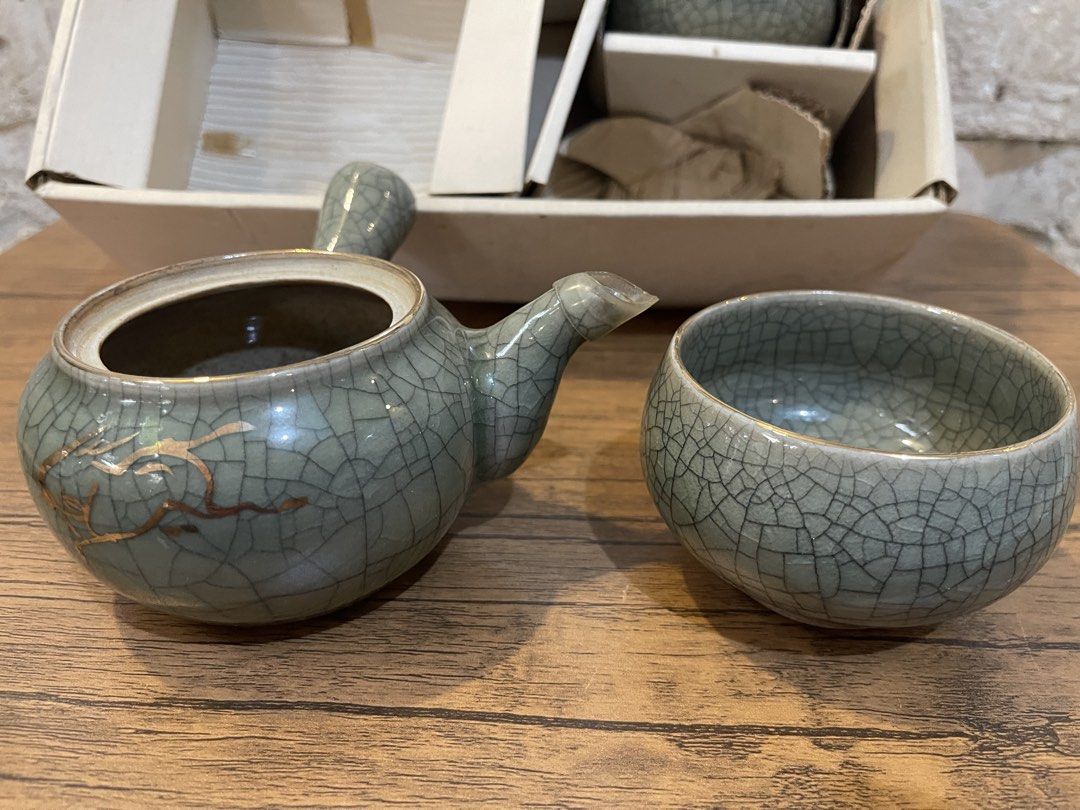 Tea cup Gift set (Category: Coffee & Tea Tableware) located in San Fernando. Submitted by japansurpluselyu (Listing ID 1440233218, Image 2). Description: .