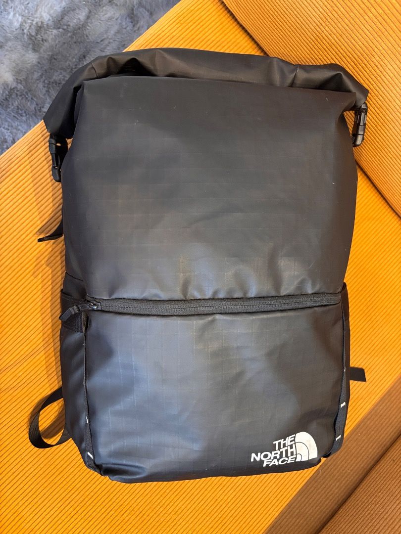 The North Face Base Camp Voyager Rolltop Backpack (Category: Backpacks) located in Antipolo. Submitted by dddeclutter (Listing ID 1440296916, Image 1). Description: The North Face Base Camp Voyager Rolltop Backpack Color: Black Capacity: 25liters Water Resistant Fleece lined 16” laptop compartment Dimensions: 28 cm x 13.5 cm x 45 cm Weight: Approx. 1.1 kg / 2 lbs 7 oz In very good condition For more info check this link: https://thetravelclub.ph/