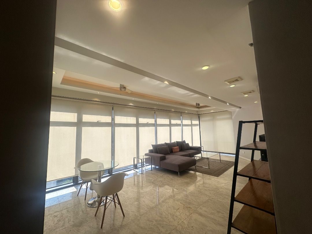 The Salcedo Park For Rent (Category: Apartments & Condos) located in Makati City. Submitted by joahnnakwok (Listing ID 1440304356, Image 1). Description: The Salcedo Park Condominium 3 bedrooms 180 square meters Furnished as seen in photos P130,000.00 inclusive of association dues Payment Terms 2 months security deposit 1 year advance .